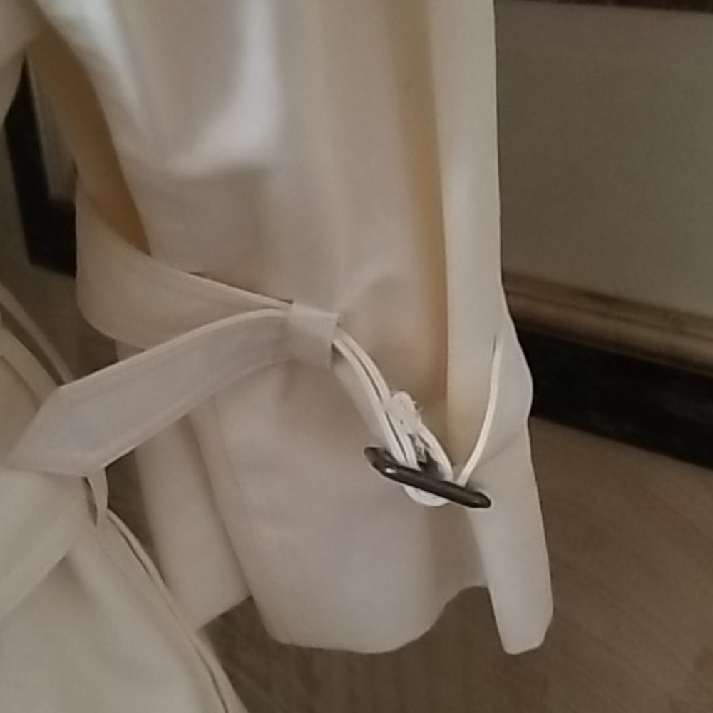 Off White Double Breasted Spring Jacket - image 5